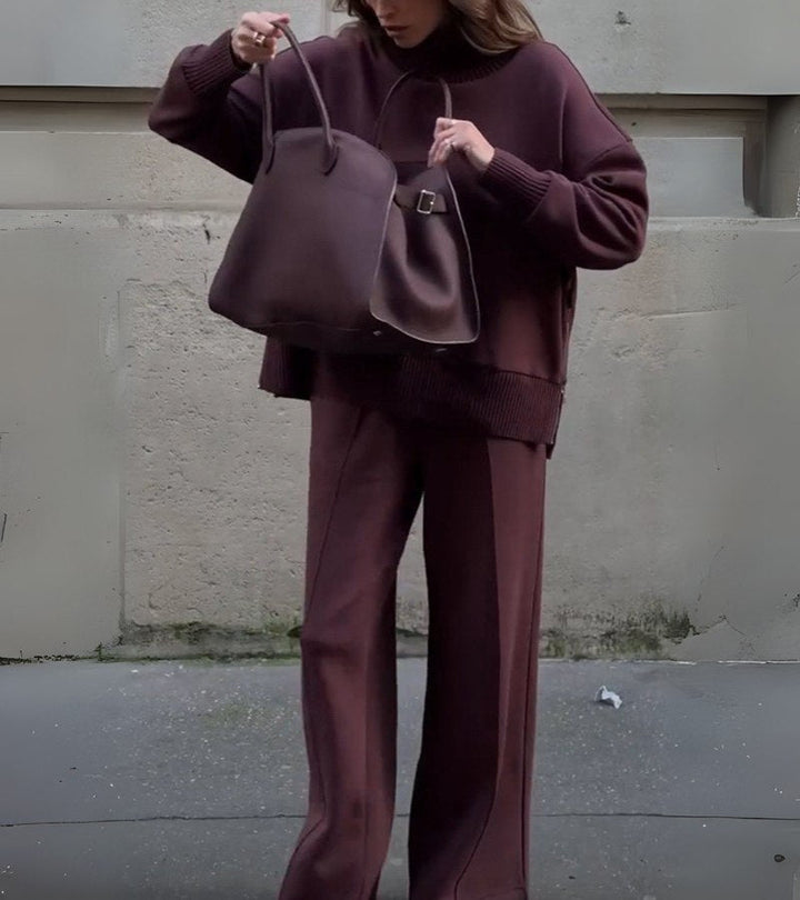 Saskia | Elegant two-piece set with high collar